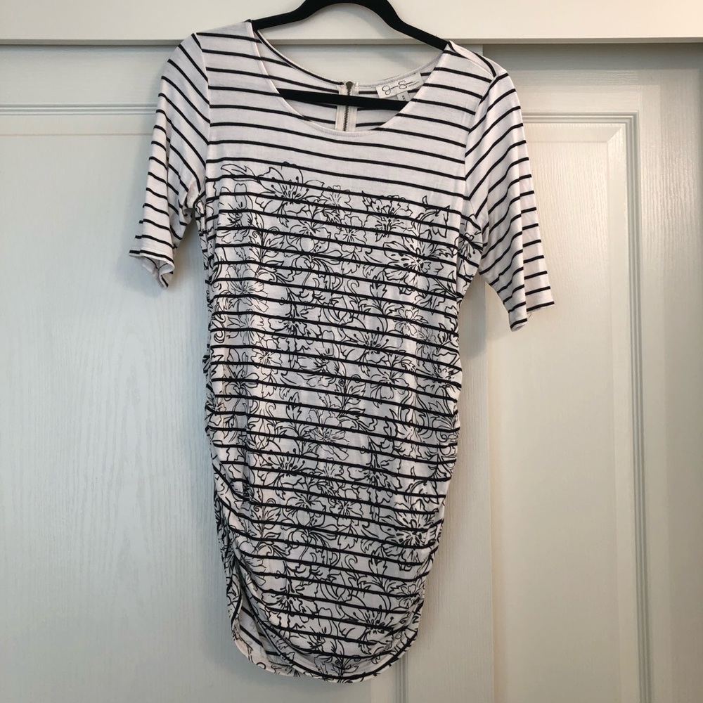 Jessica Simpson ruched striped maternity top - M